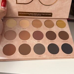 Dominique Cosmetics Transition Palette